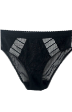 Avero Brief